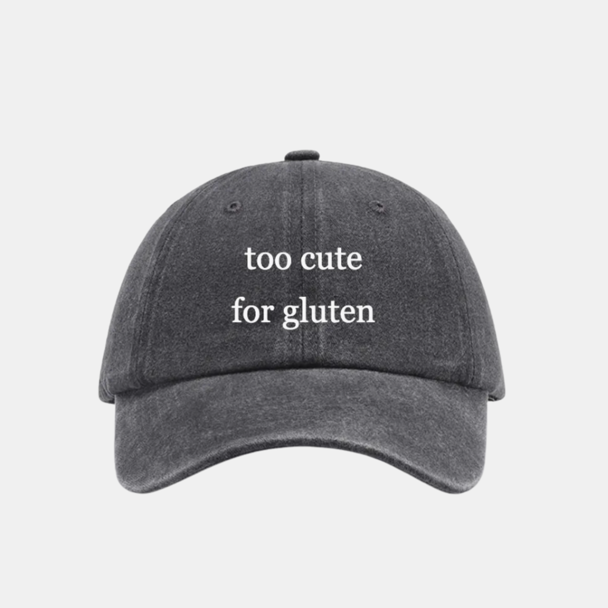 Černá kšiltovka s bílým nápisem "too cute for gluten"